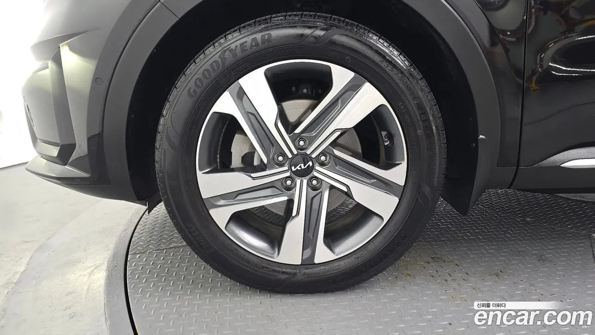 Kia Sorento — фото 10