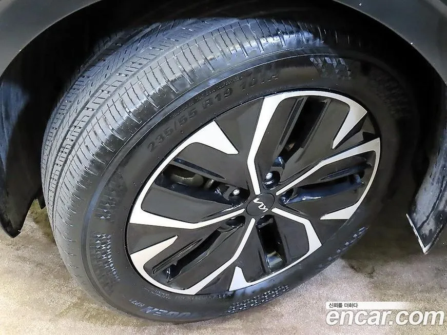 Kia EV6 — фото 7