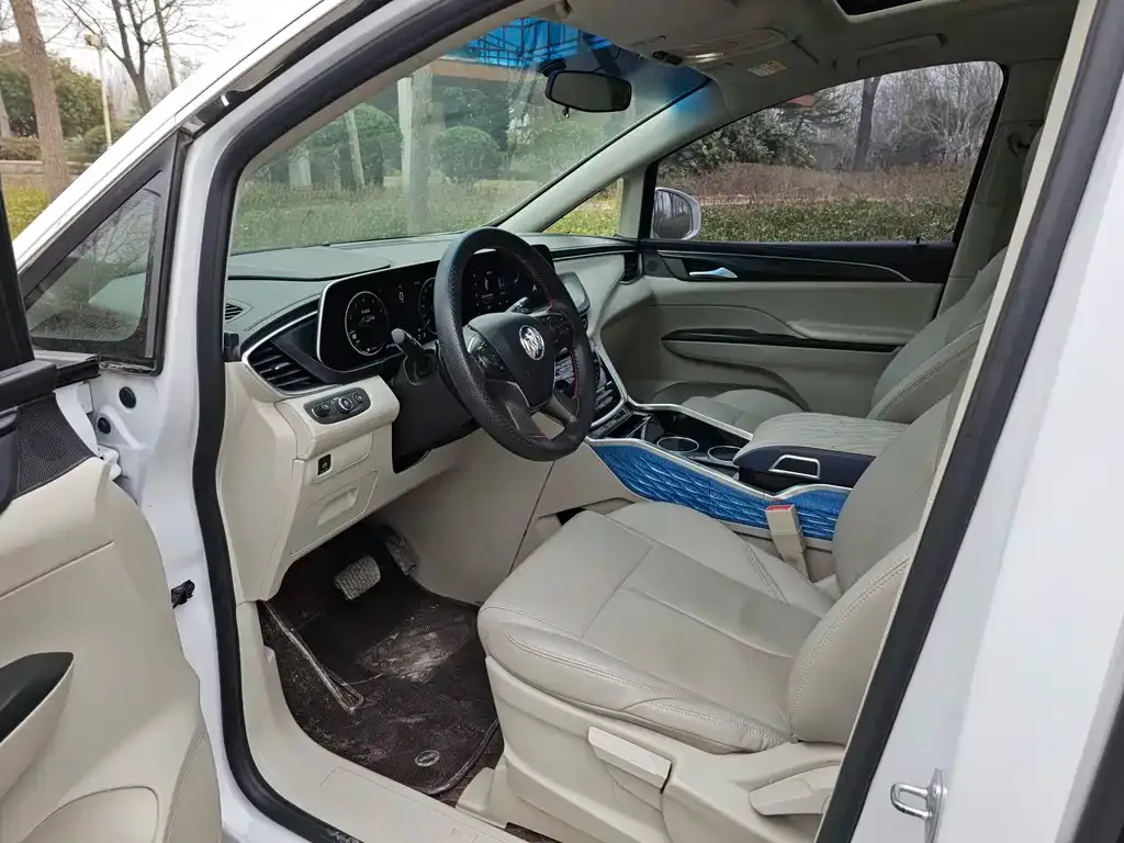 Buick GL8 2021 из CN, фото 10