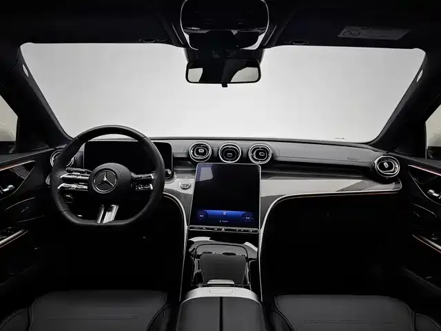Mercedes-Benz C-Class — фото 10