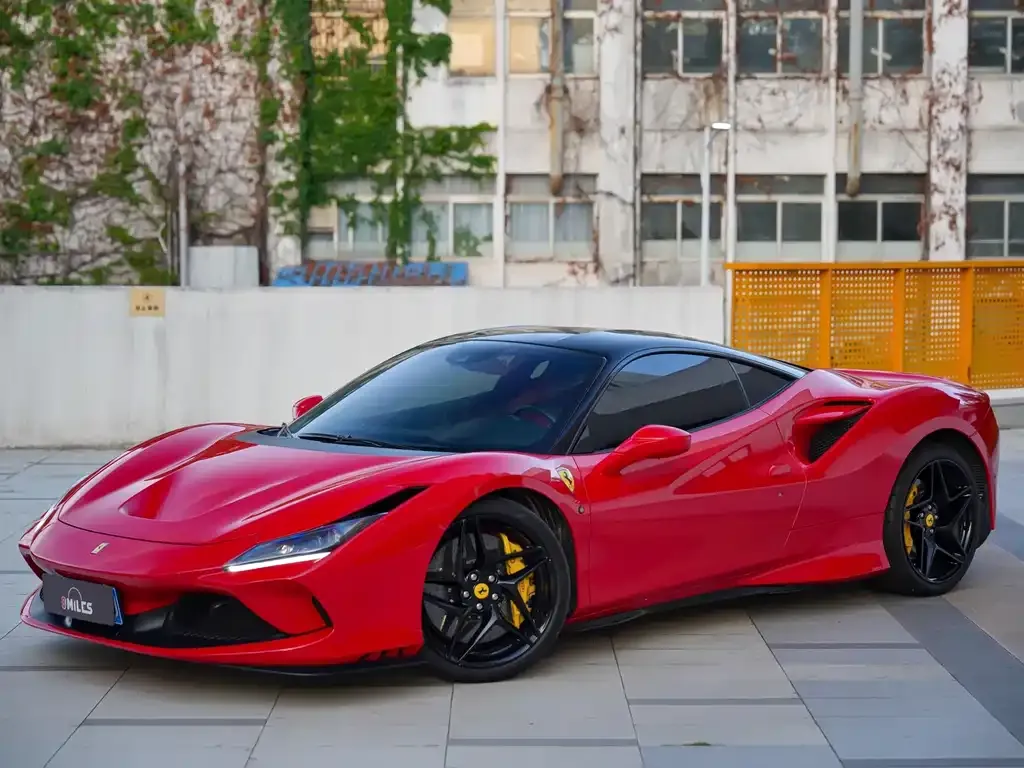 Ferrari F8 — фото 1