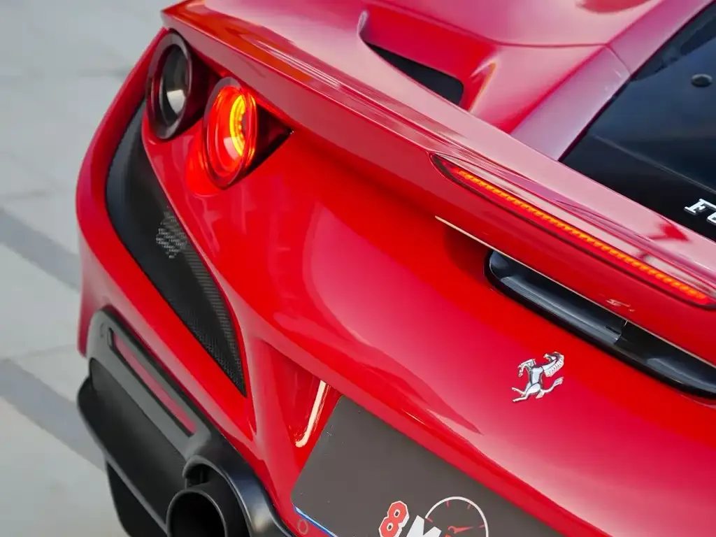Ferrari F8 — фото 2