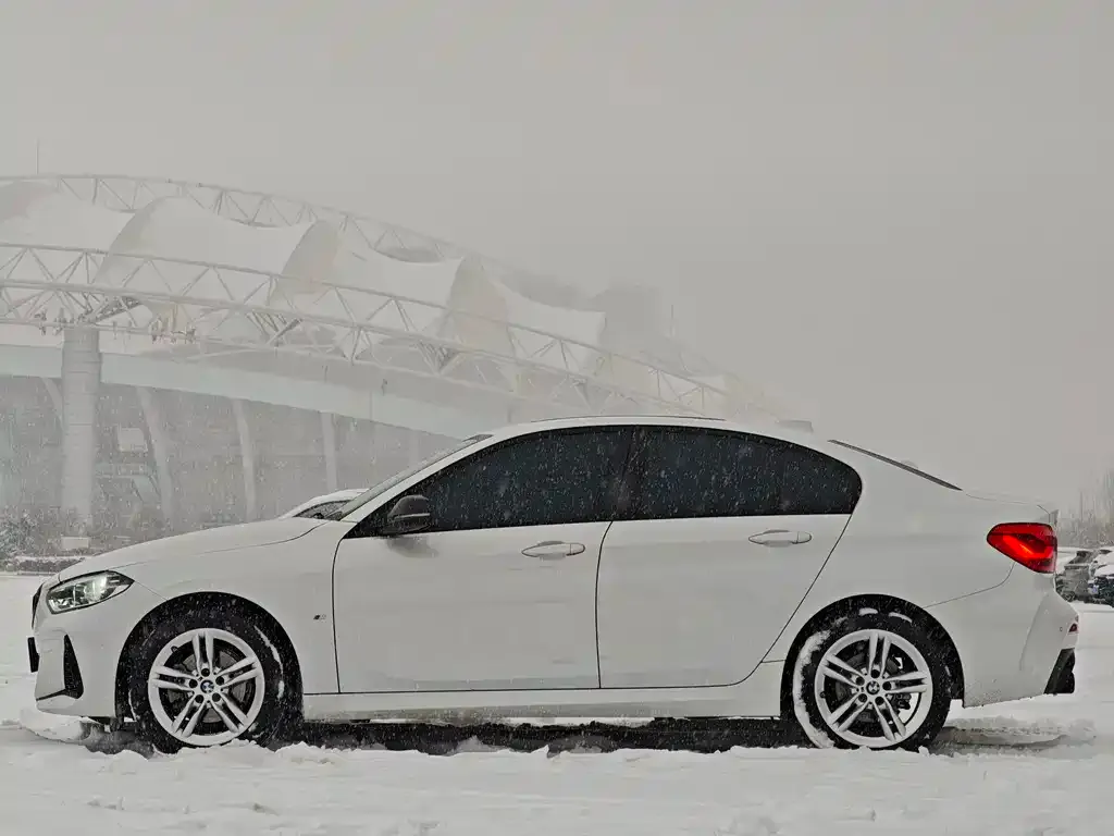 BMW 1 Series — фото 9