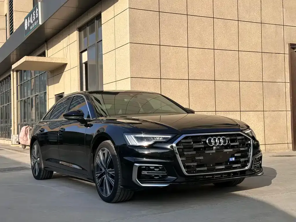 Audi A6L — фото 7