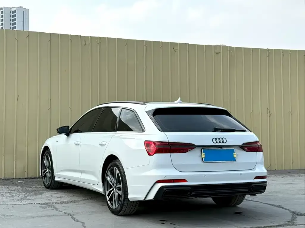 Audi A6 (Import) 2023 из CN, фото 2