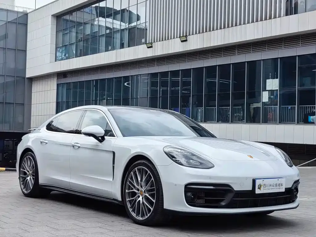 Porsche Panamera — фото 9