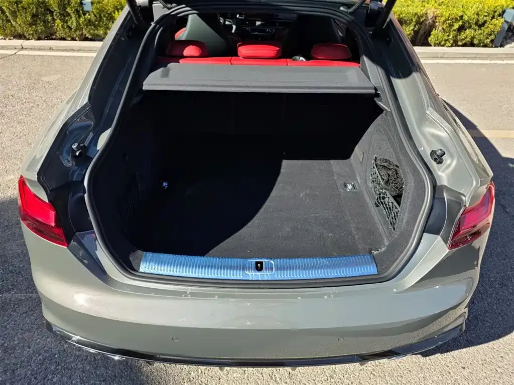 Audi S5 2025 из CN, фото 2