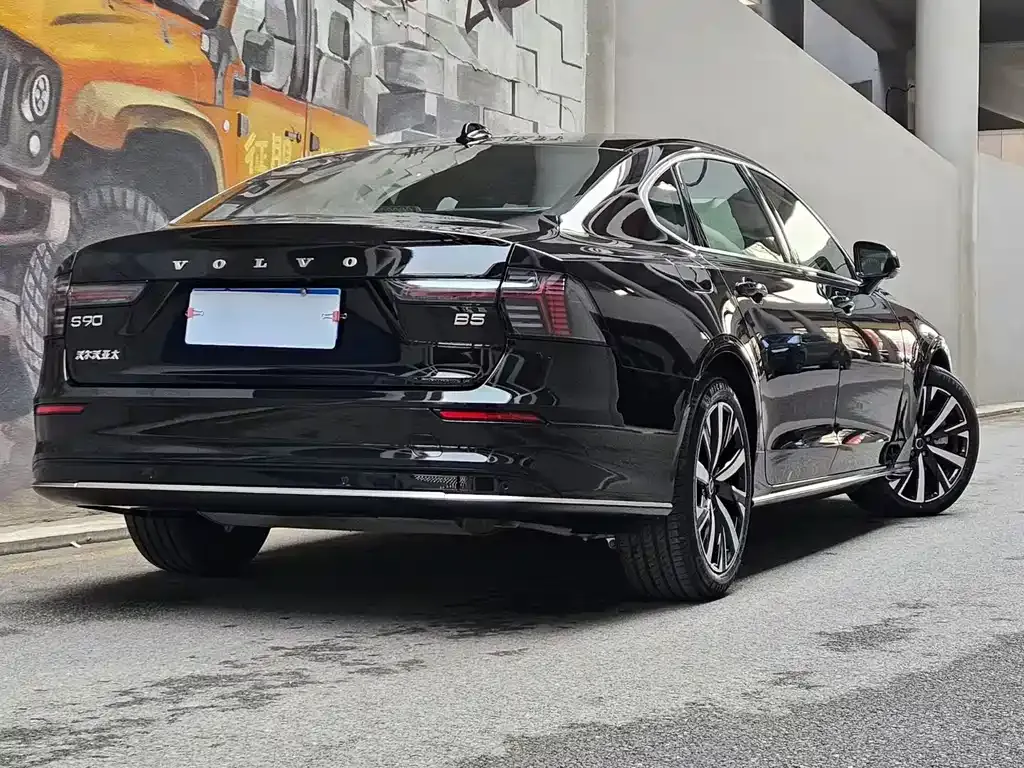 Volvo S90 — фото 7