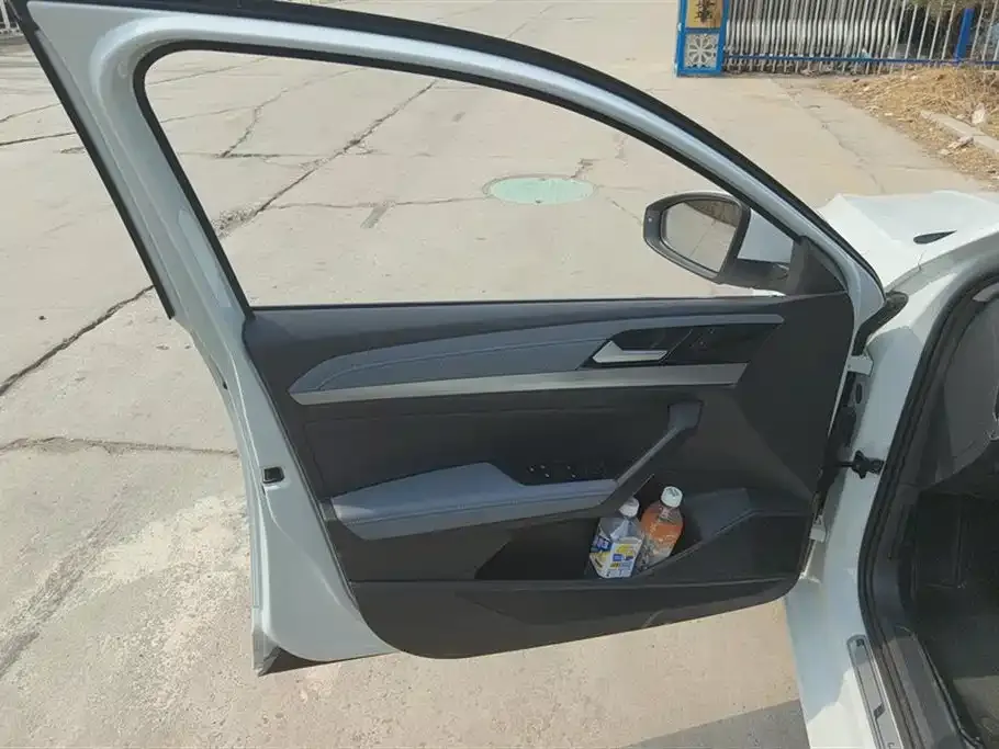 Volkswagen Lavida 2023 из CN, фото 7