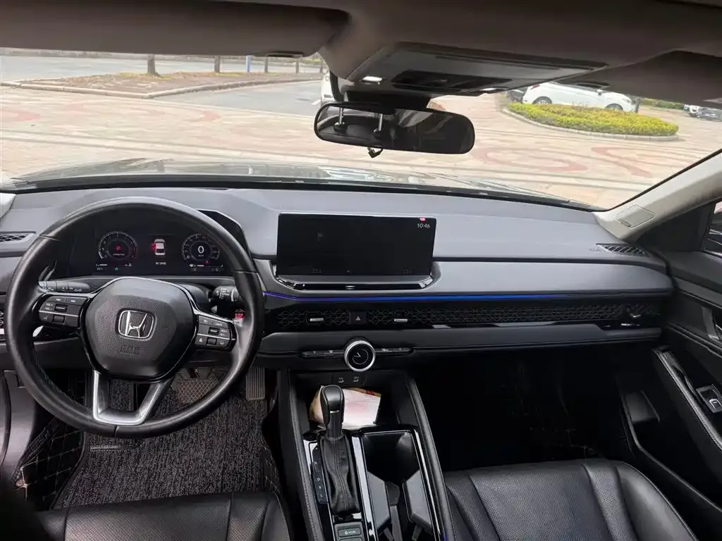 Honda Accord — фото 4