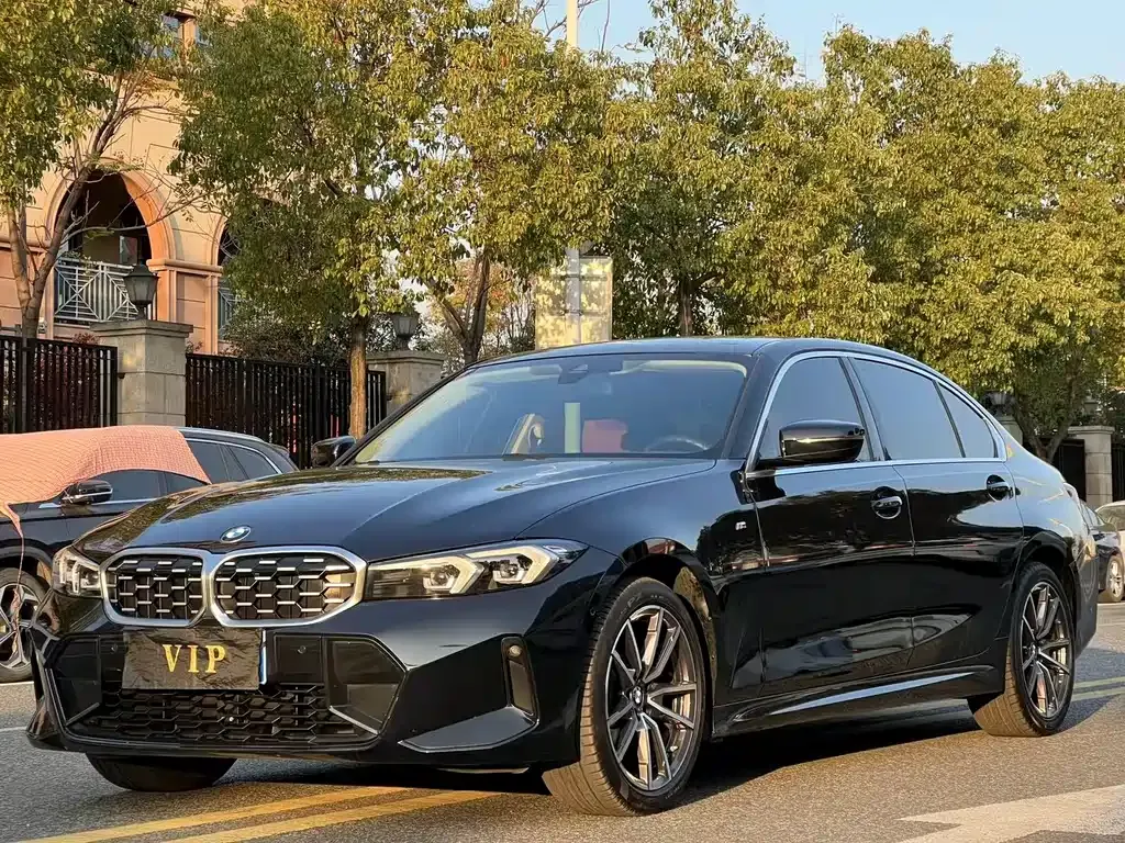 BMW 3 Series — фото 1
