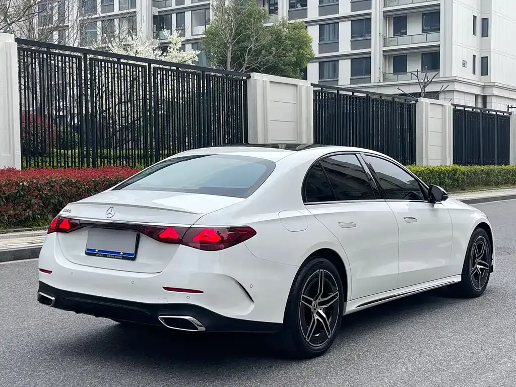 Mercedes-Benz E-Class (Import) — фото 10