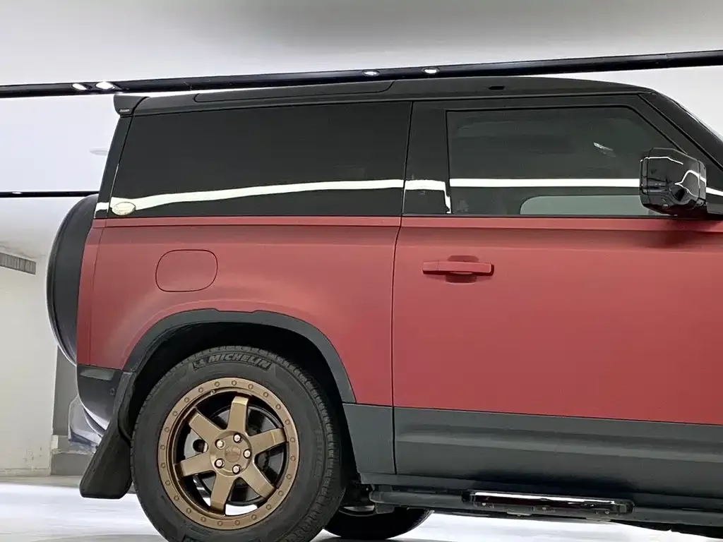 Land Rover Defender — фото 4