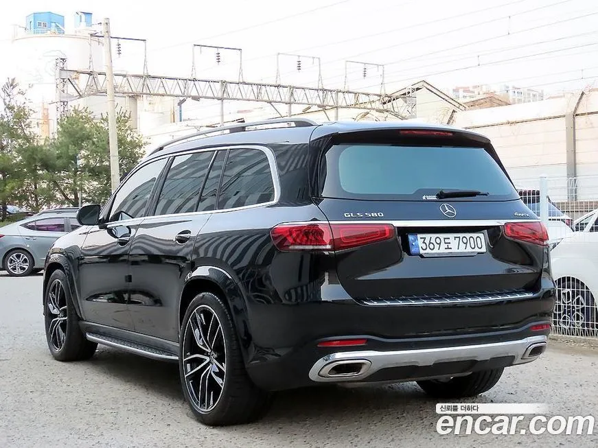 Mercedes-Benz GLS-Class — фото 6