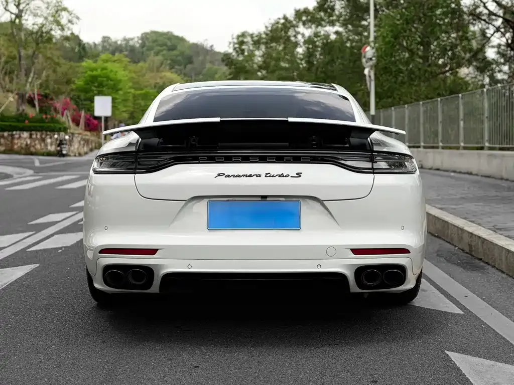 Porsche Panamera — фото 6