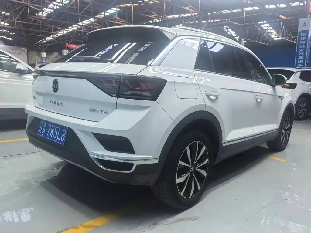 Volkswagen T-Roc 2023 из CN, фото 5