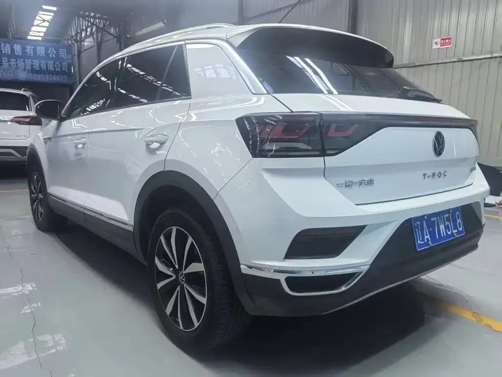 Volkswagen T-Roc 2023 из CN, фото 7