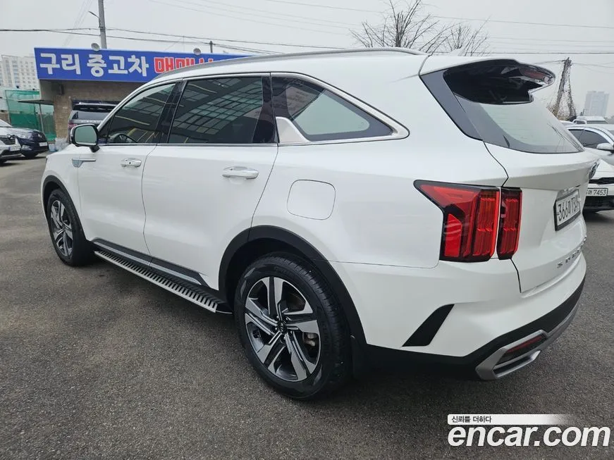Kia Sorento — фото 10