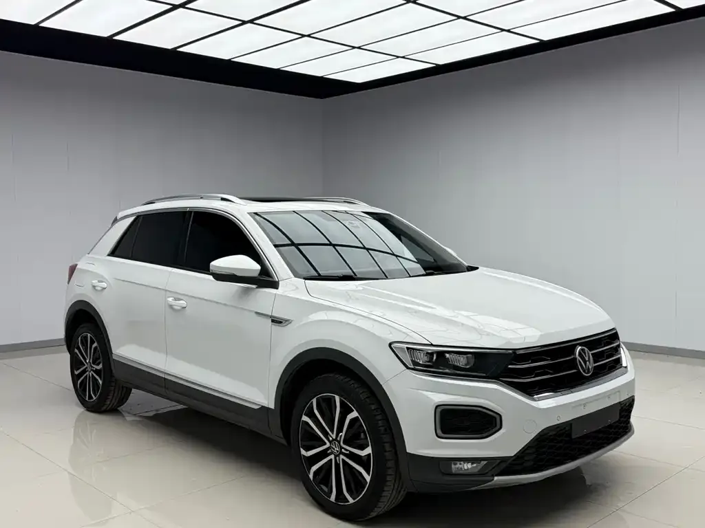 Volkswagen T-Roc — фото 7