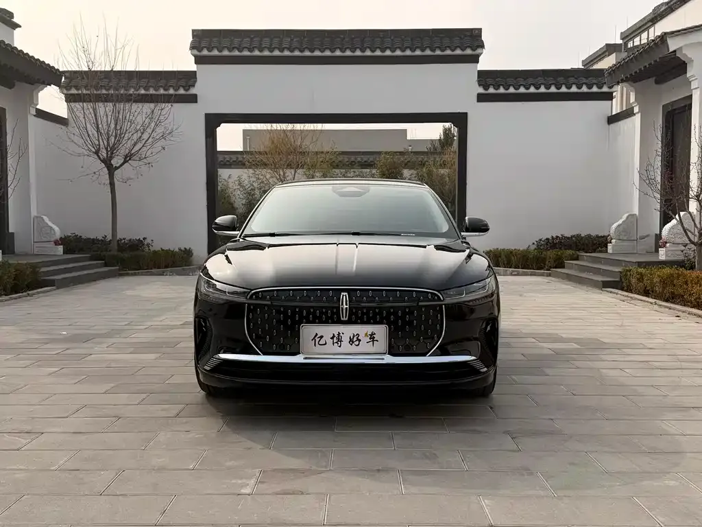 Lincoln Z 2025 из CN, фото 1
