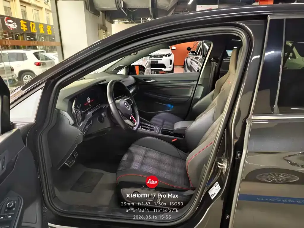 Volkswagen Golf GTI 2023 из CN, фото 6