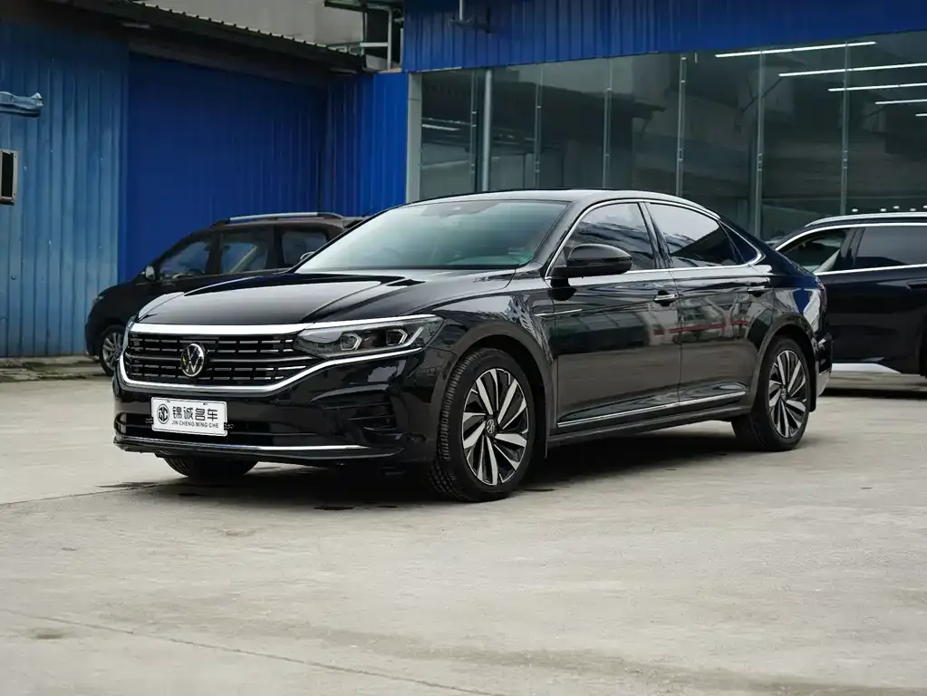 Volkswagen Passat 2022 из CN, фото 1