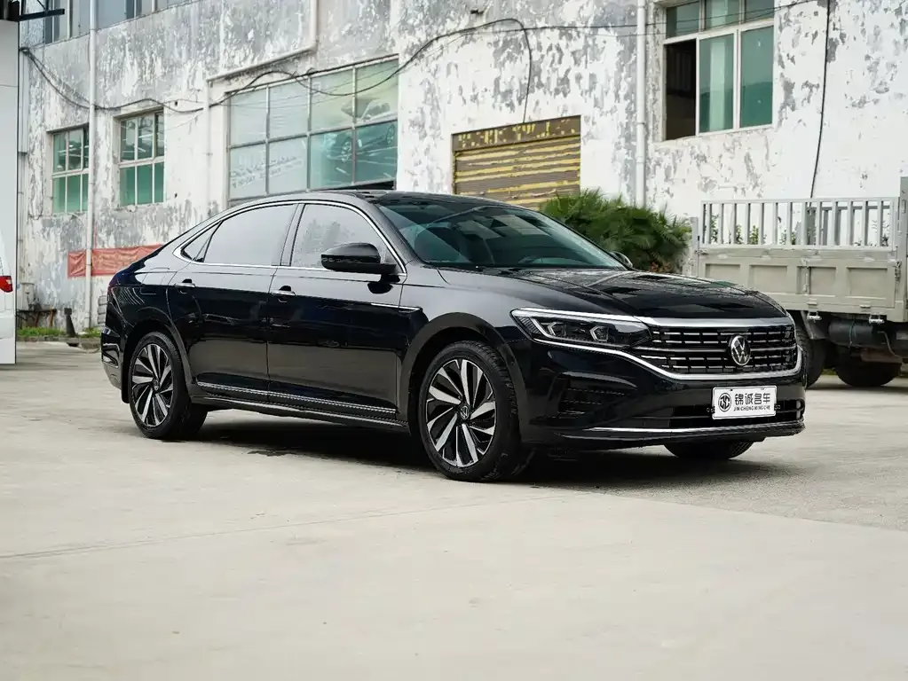 Volkswagen Passat 2022 из CN, фото 5