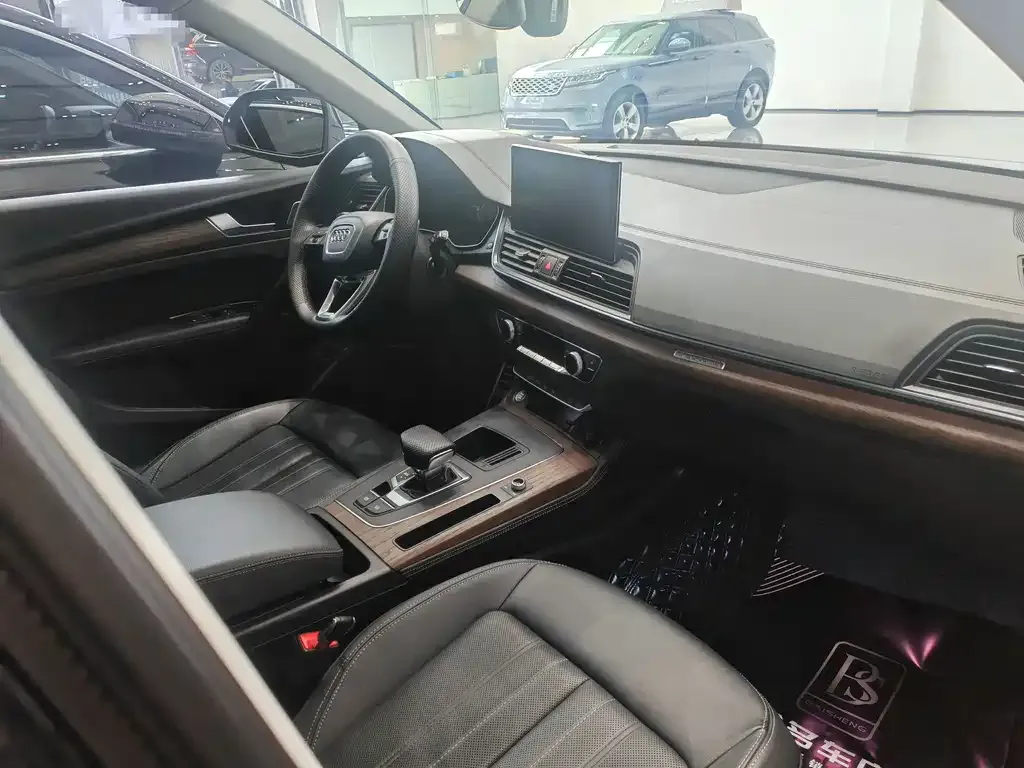 Audi Q5L 2021 из CN, фото 6
