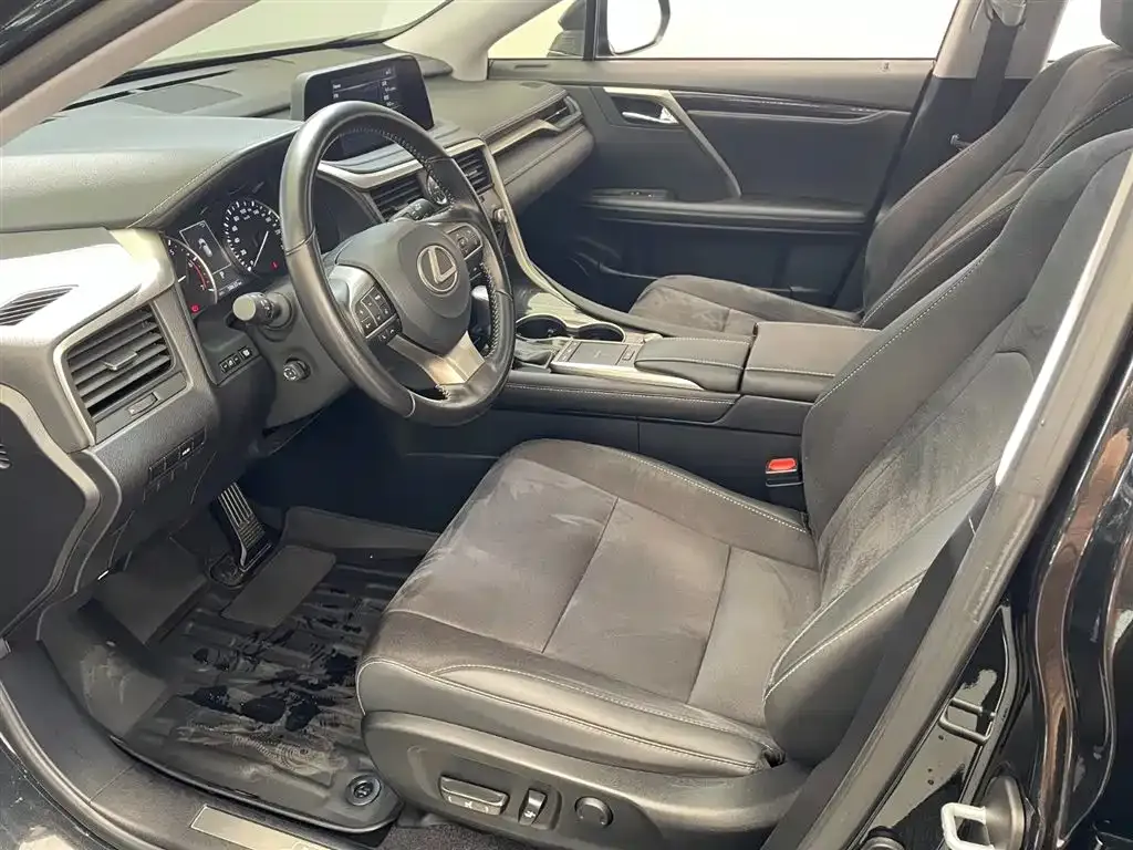 Lexus RX — фото 9