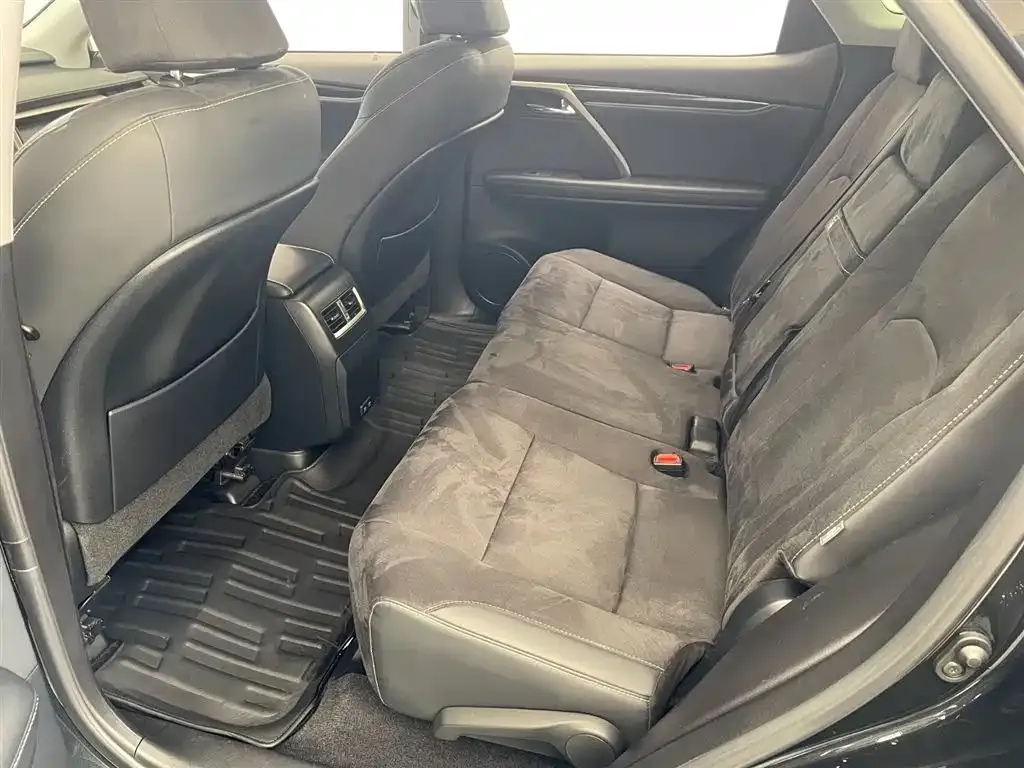 Lexus RX — фото 10