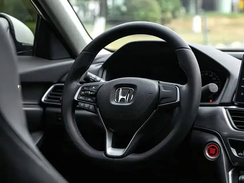 Honda Accord — фото 3