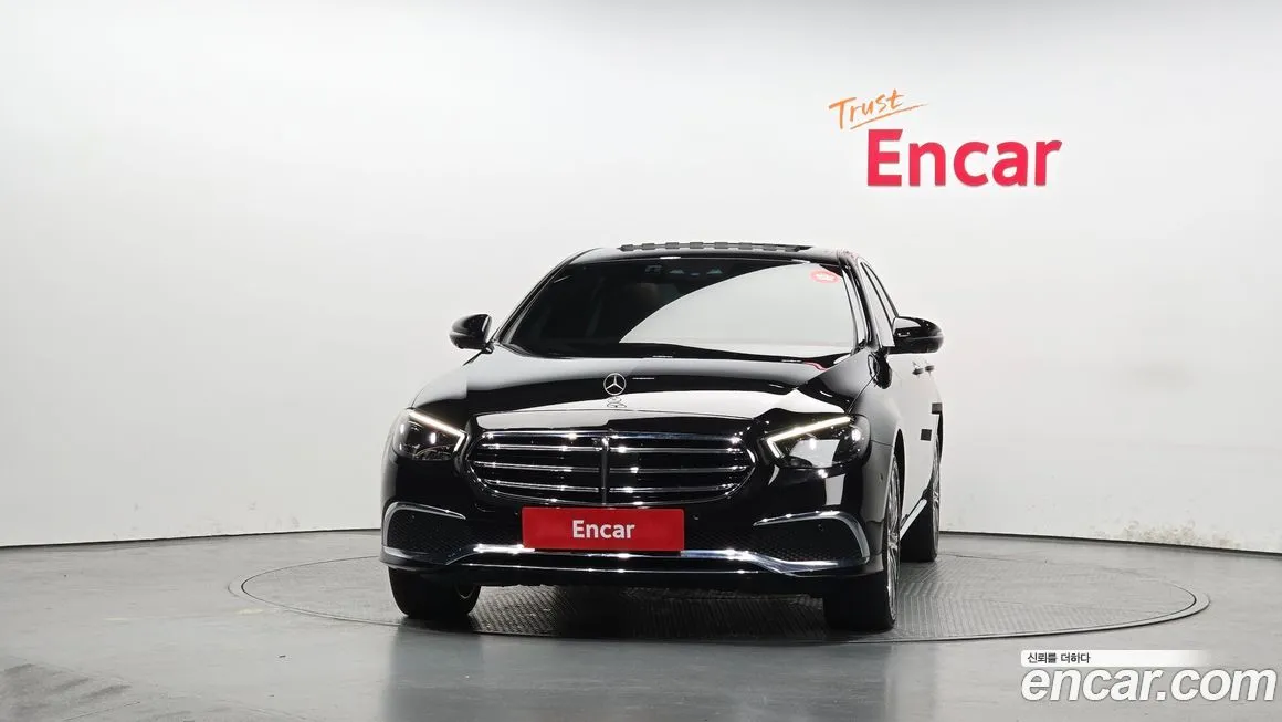 Mercedes-Benz E-Class 2023 из KR, фото 2