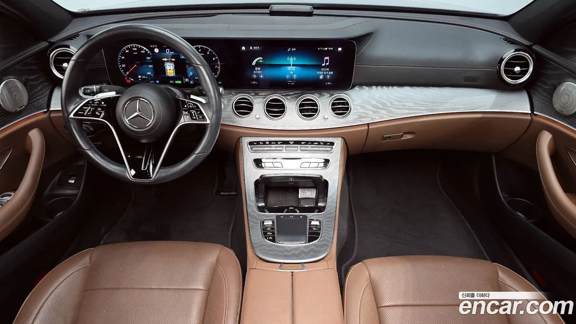 Mercedes-Benz E-Class 2023 из KR, фото 9