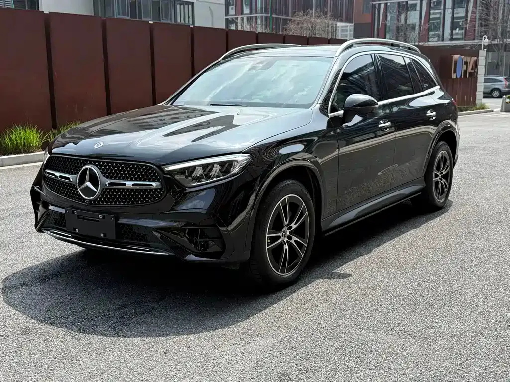 Mercedes-Benz GLC — фото 1