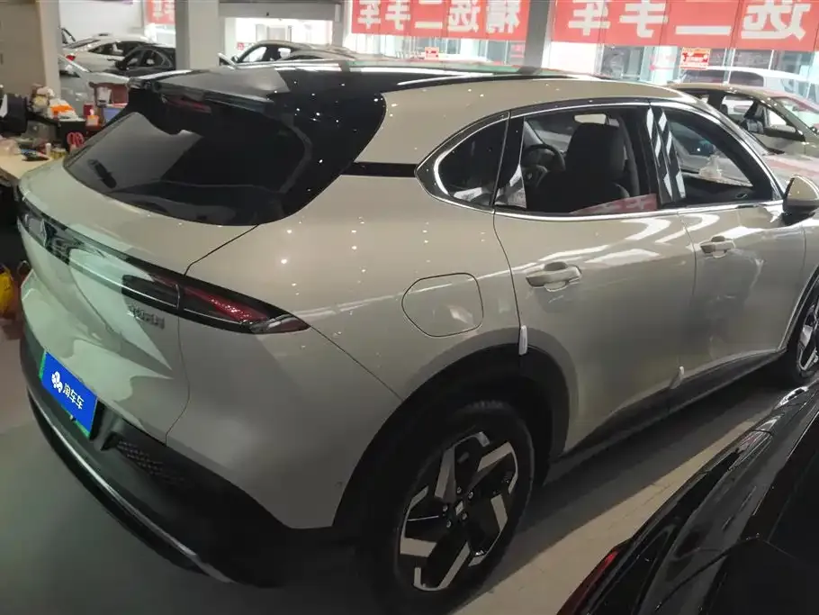 Baojun Yunhai 2024 из CN, фото 9