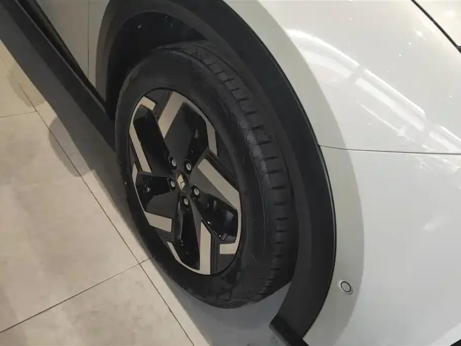 Baojun Yunhai 2024 из CN, фото 7