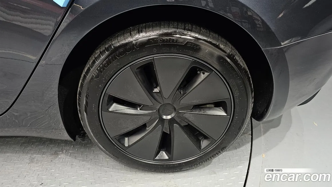 Tesla Model 3 2024 из KR, фото 10