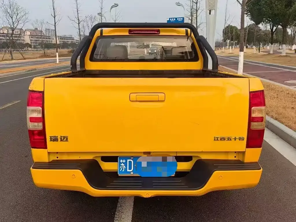 Isuzu RE-MAX 2024 из CN, фото 3