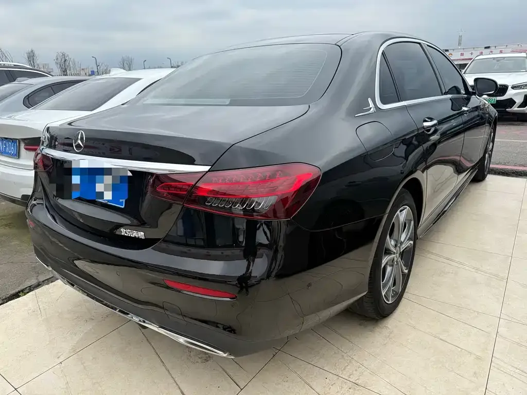 Mercedes-Benz E-Class 2023 из CN, фото 8