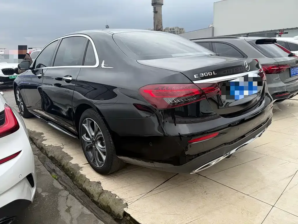 Mercedes-Benz E-Class 2023 из CN, фото 7