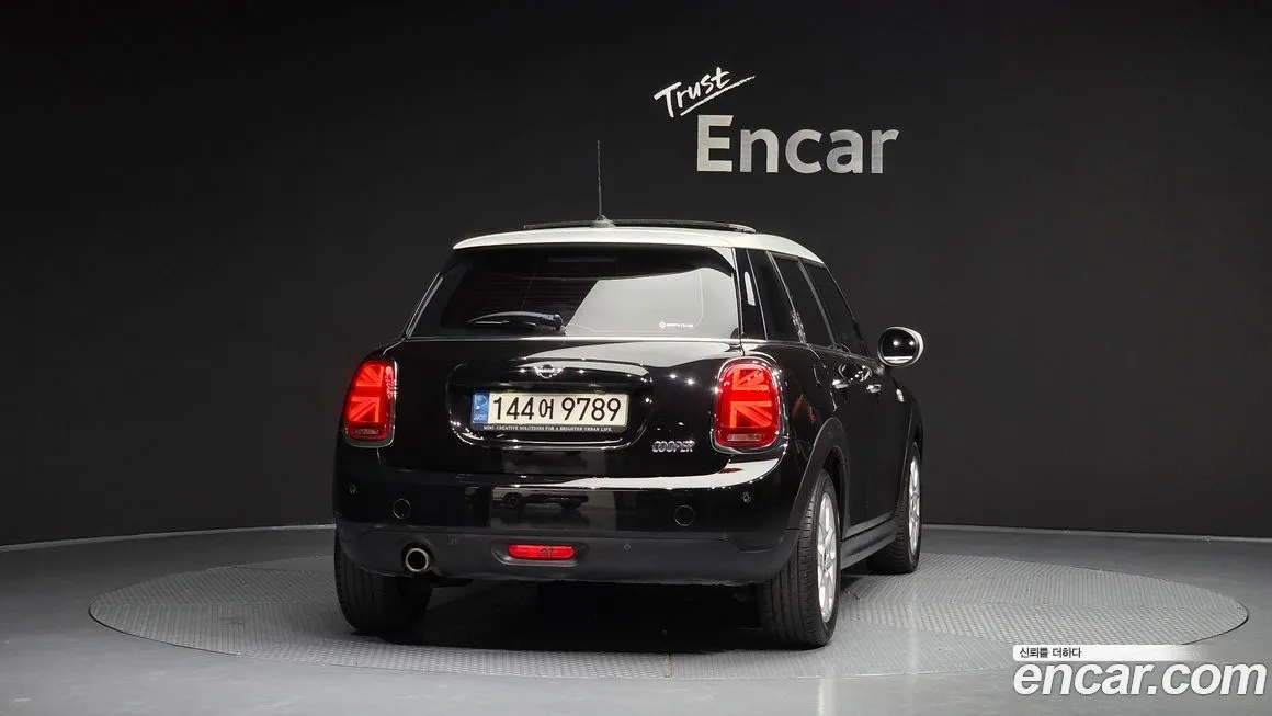 Mini Cooper 2021 из KR, фото 9