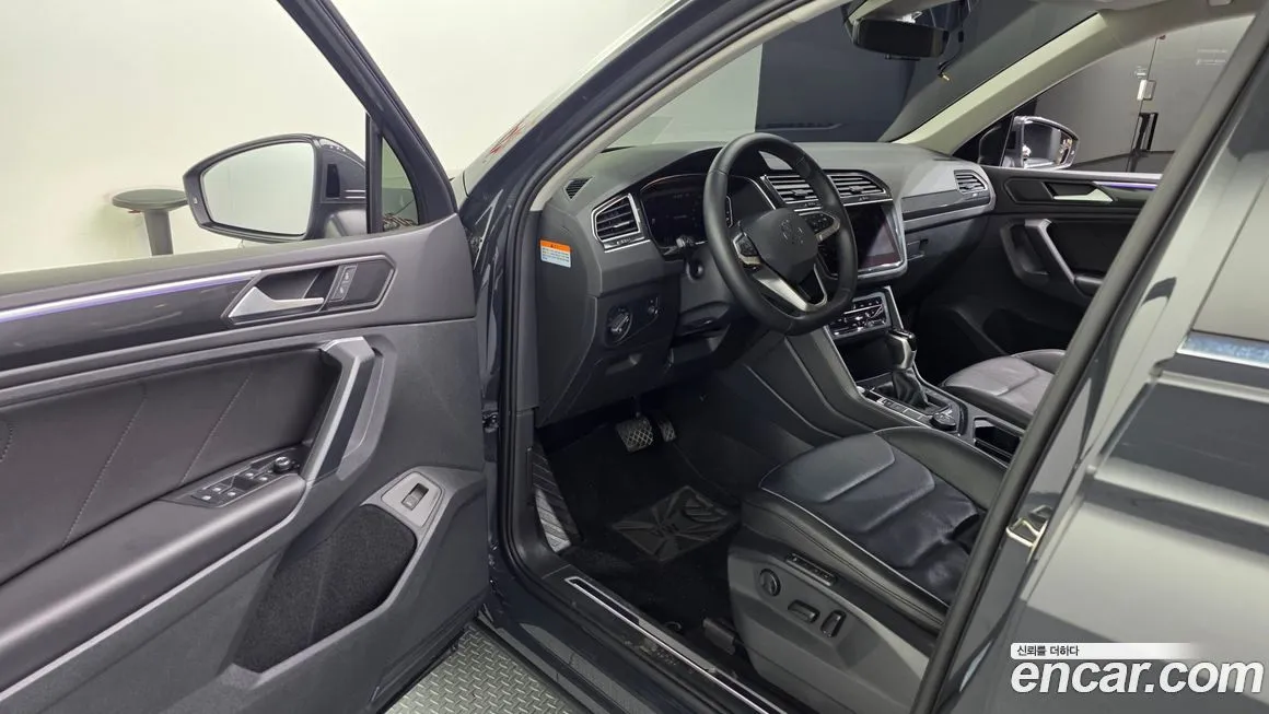 Volkswagen Tiguan 2021 из KR, фото 9