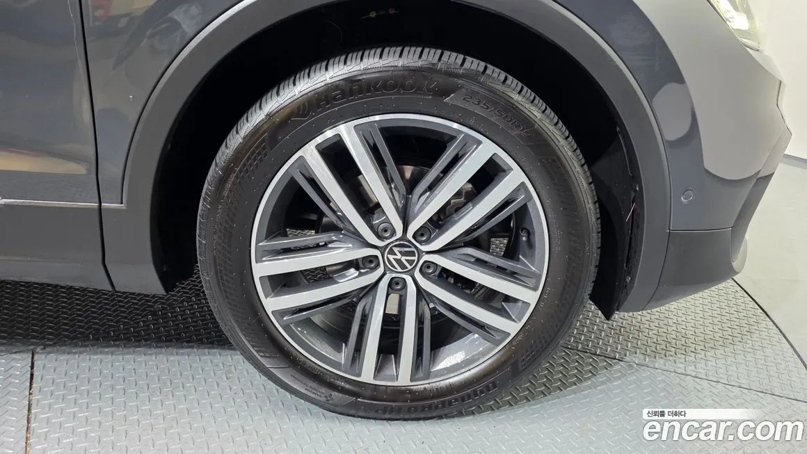 Volkswagen Tiguan 2021 из KR, фото 4