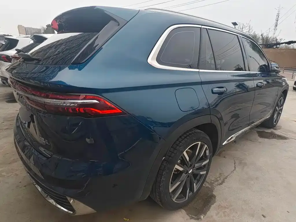 Geely Xingyue L — фото 10
