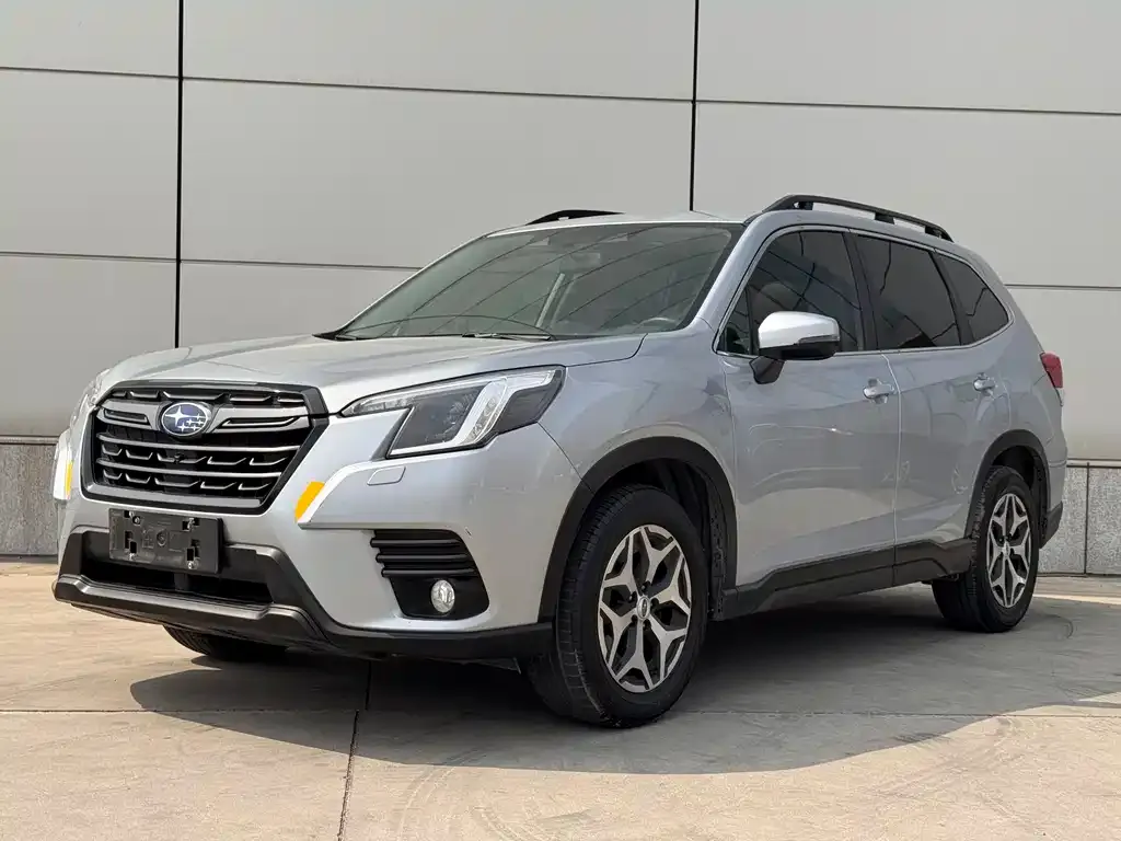 Subaru Forester — фото 7