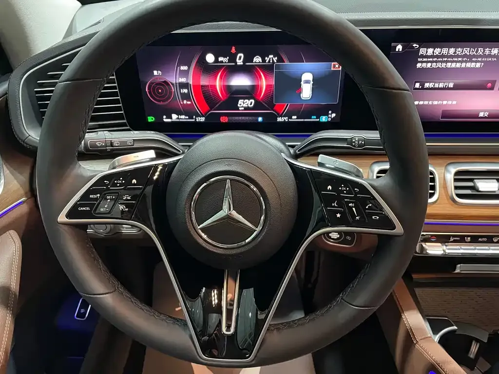 Mercedes-Benz GLE — фото 7