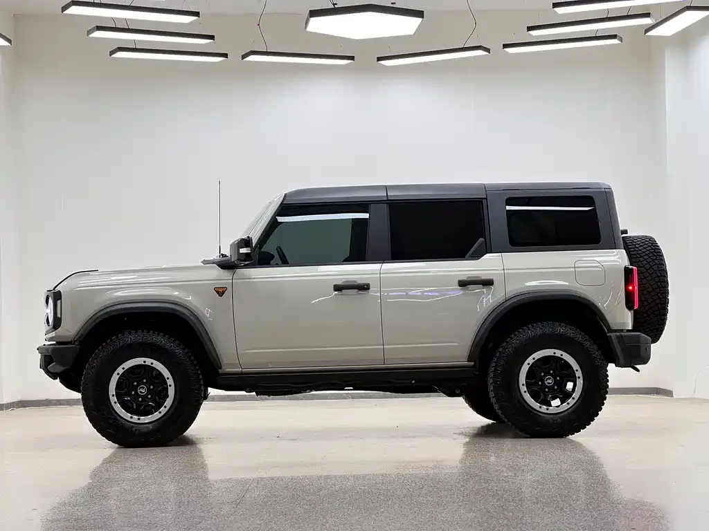 Ford Bronco 2024 из CN, фото 6