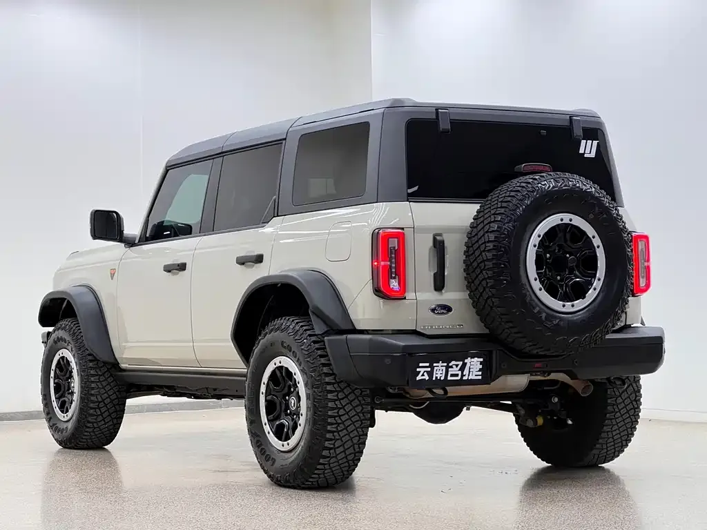 Ford Bronco 2024 из CN, фото 3