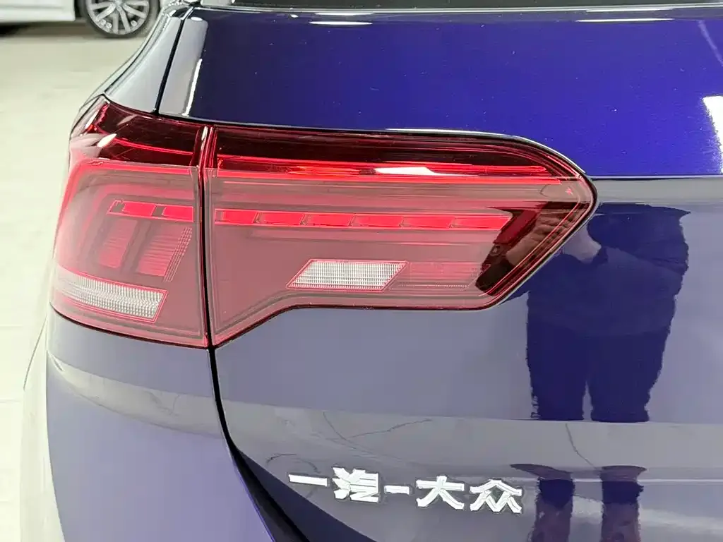 Volkswagen T-Roc 2021 из CN, фото 2
