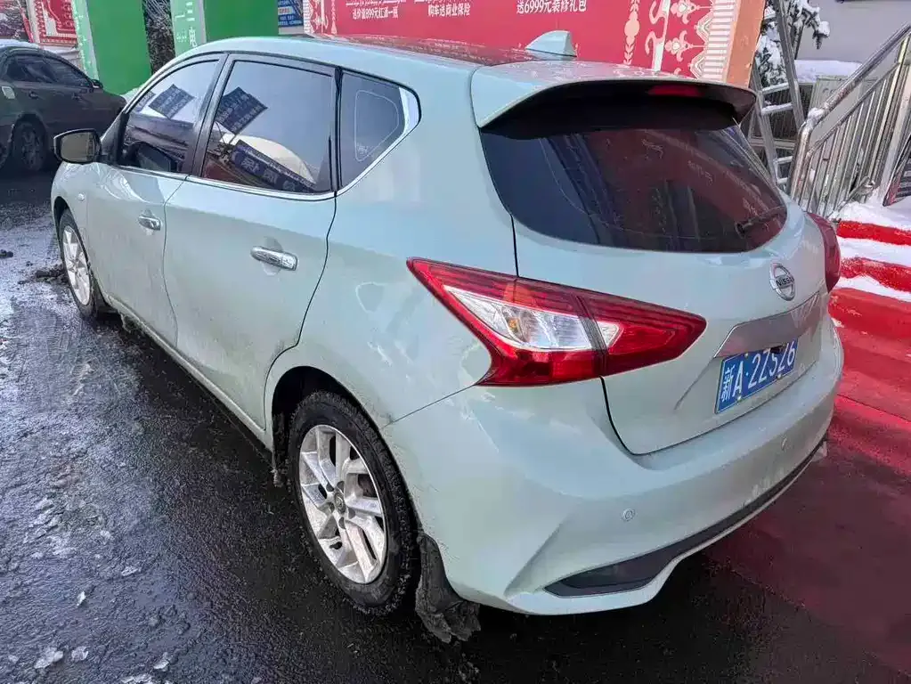 Nissan Tiida 2023 из CN, фото 2